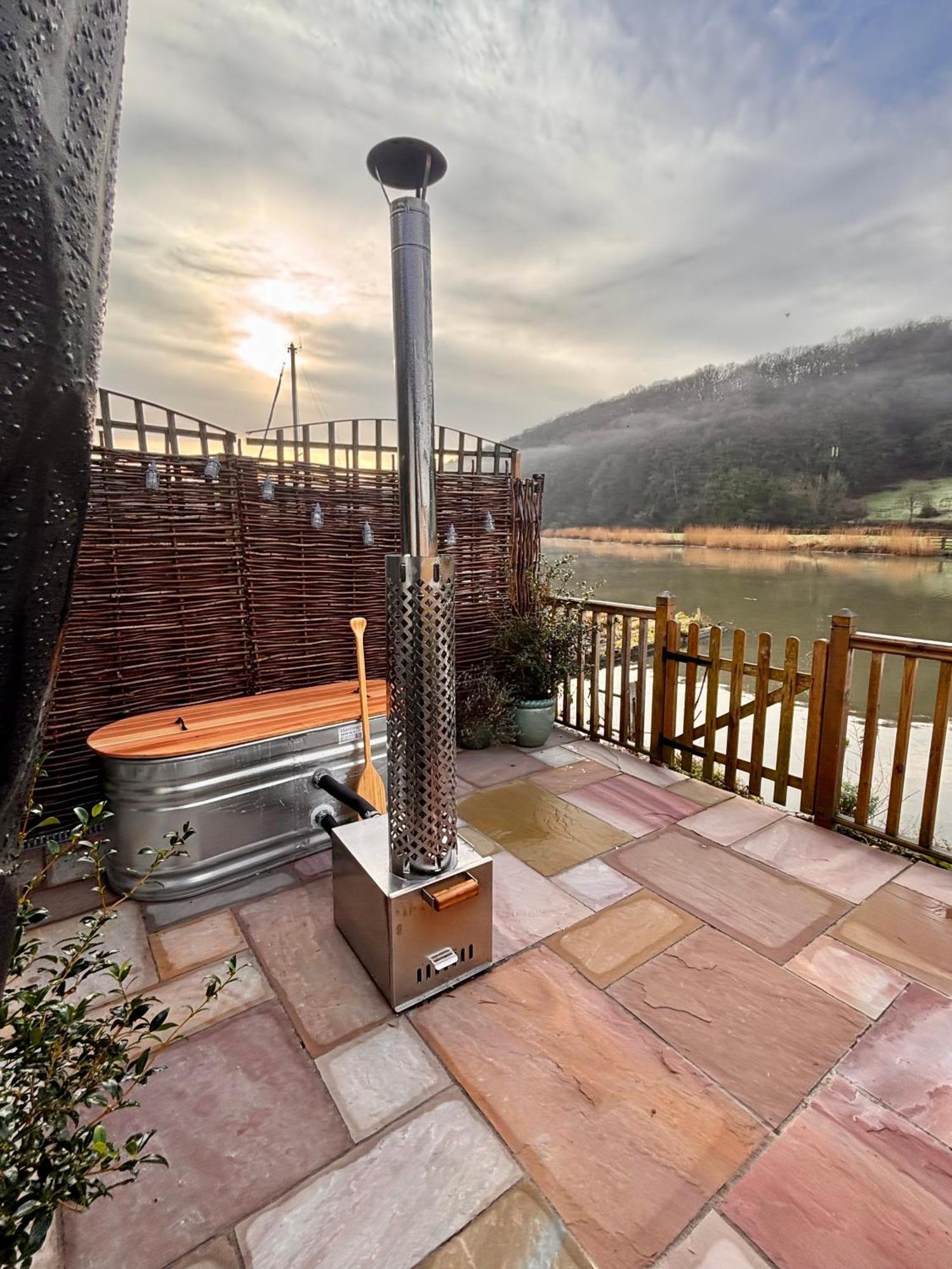 Viaduct River View & Outdoor Bath - Couples Retreat Calstock Exteriér fotografie