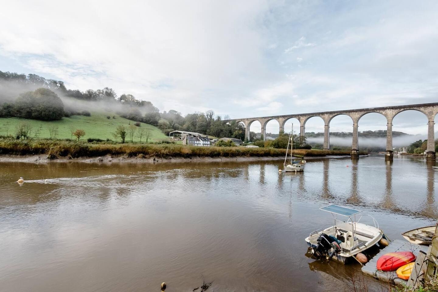 Viaduct River View & Outdoor Bath - Couples Retreat Calstock Exteriér fotografie